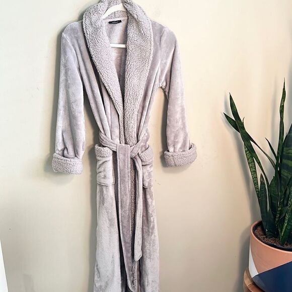 Natori Lux  Long Line Robe XS - Picture 2 of 8